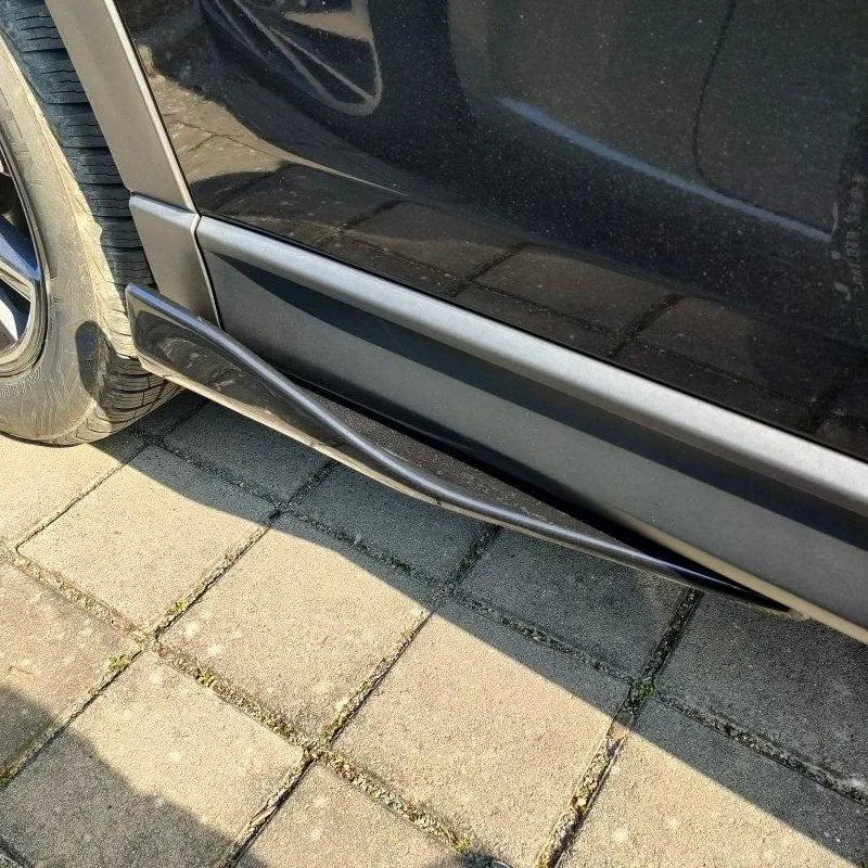 Universal Car Side Skirts - QUARTER MILE
